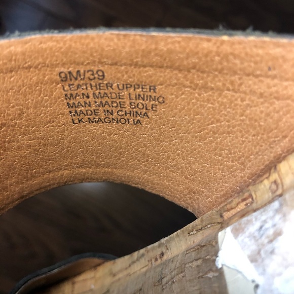 Lucky brand platform wedge sandals, size 9 - Picture 4 of 4